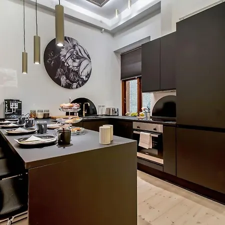 Luxury 2br - 121 Sqm - Ultra Apartment *