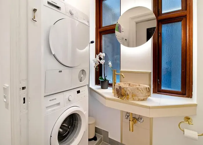 Luxury 2br - 121 Sqm - Ultra Apartment *