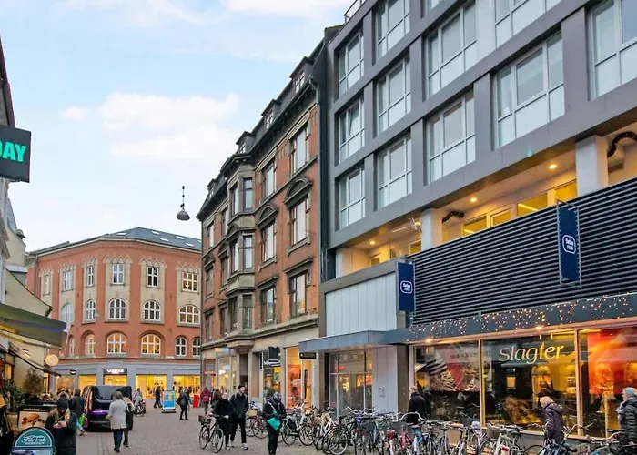 Luxury 2br - 121 Sqm - Ultra